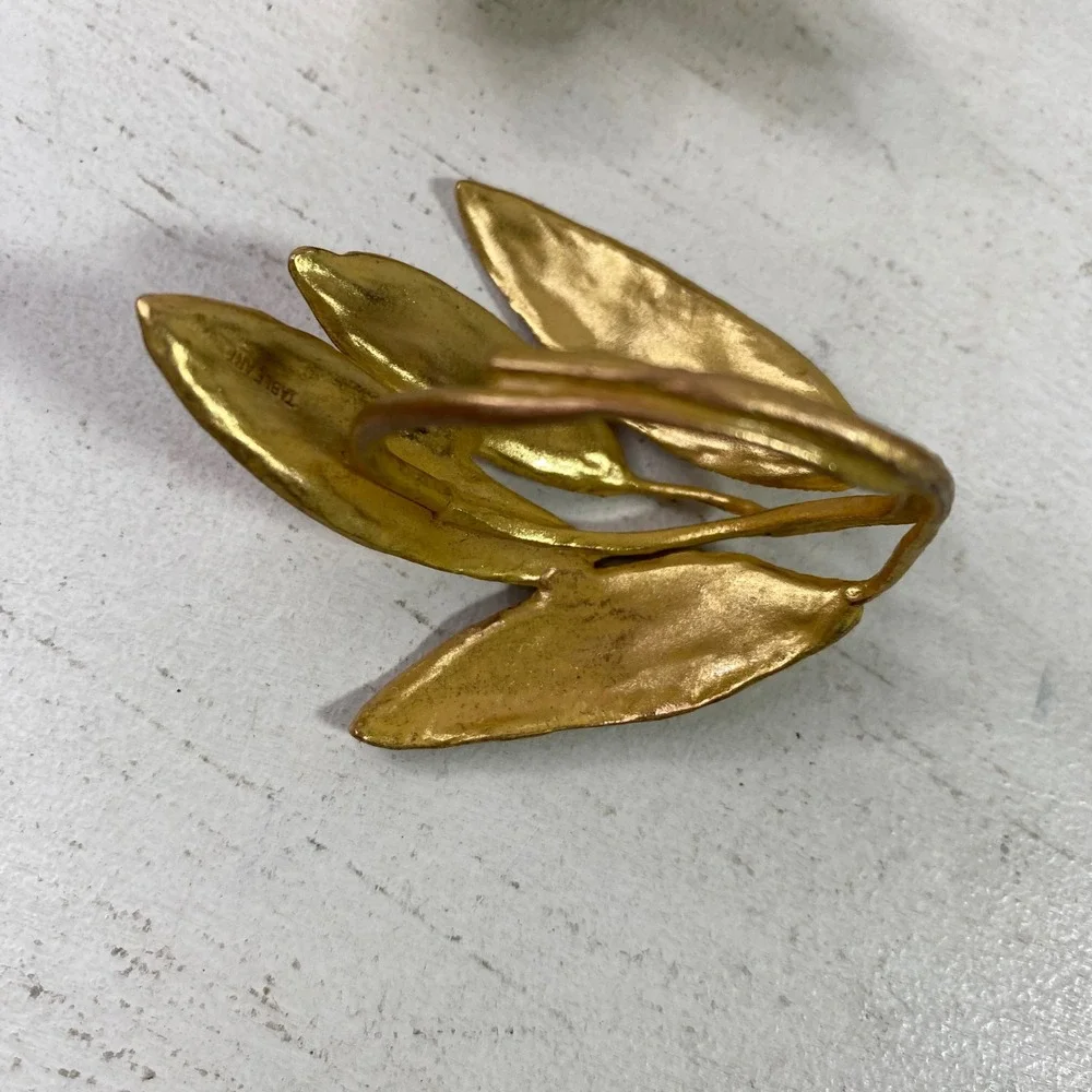 Table Art Gold Leaf Napkin Rings Set of 2 Botanical Herb Foliage Gold Tone